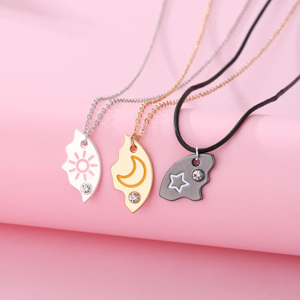 Sun, Moon & Star BFF Necklace Set – 3-Piece Matching Pendant Gift for Girls & Best Friends