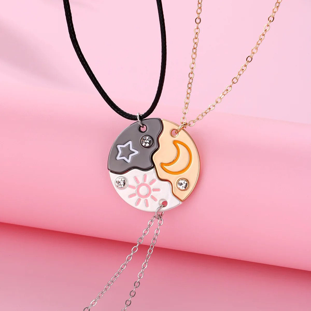 Sun, Moon & Star BFF Necklace Set – 3-Piece Matching Pendant Gift for Girls & Best Friends