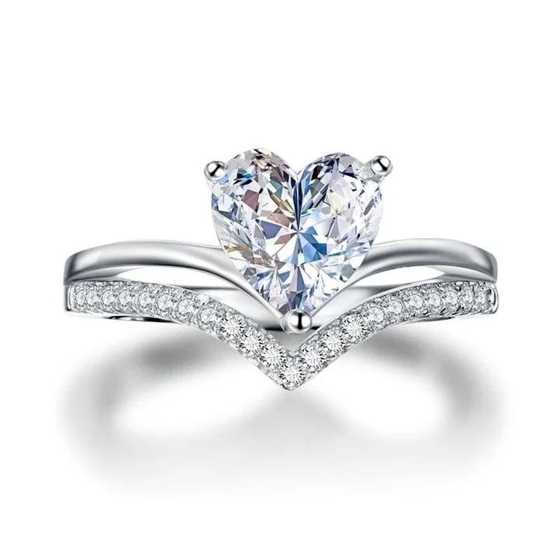 Shiny Heart-Shaped Silver Ring Set with White Zircon – Perfect Gift for Love & Weddings