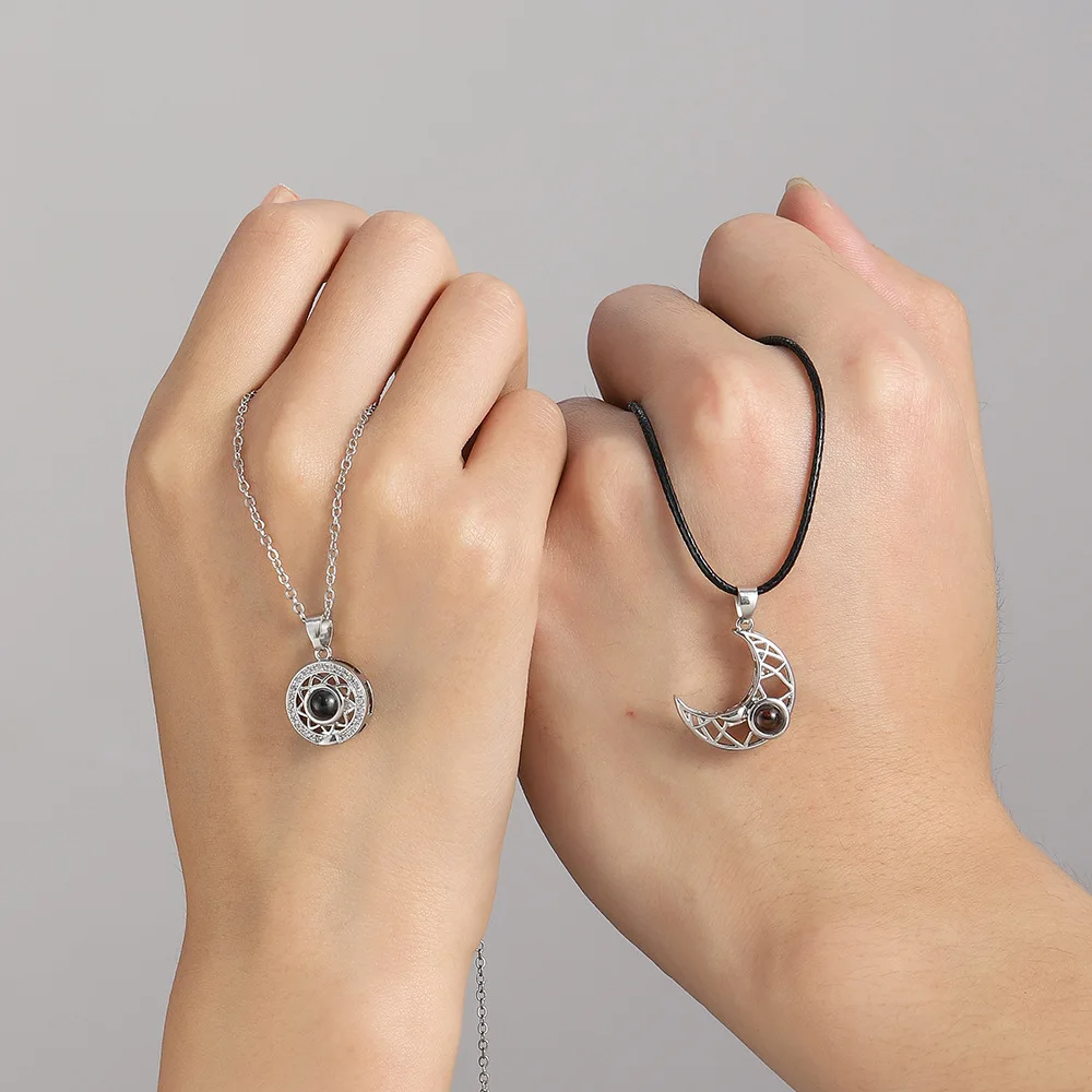 Magnetic Paired Necklaces for Couples, 100 Language "I Love You" Projection Heart Pendants, Choker Chain Gift for Her