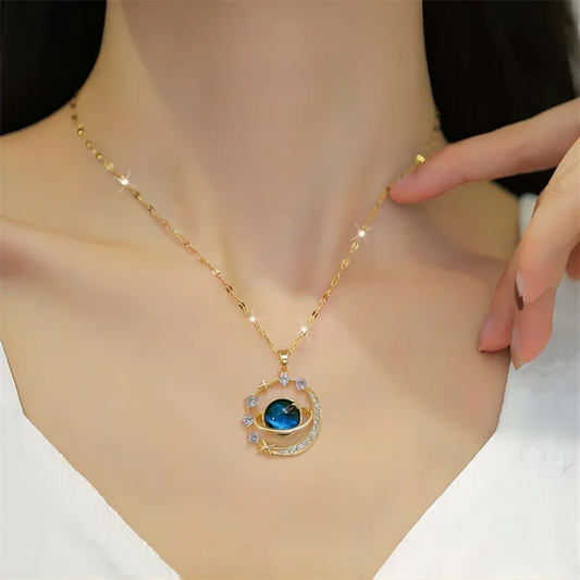 Celestial Glow – Starry Planet Necklace with Sparkling Zircon Stars