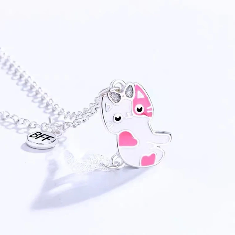 Cute Cat Couple BFF Necklaces – Black & White Kawaii Animal Pendant for Best Friends & Lovers